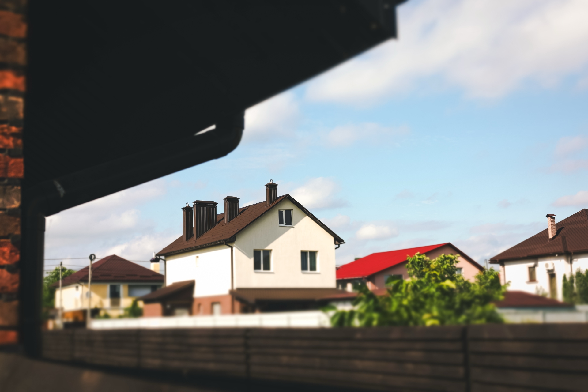 How to Sell a House in Georgia When the Title Has a Cloud or Defect