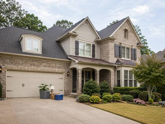 Selling a Divorce House in Georgia: Timeline and Options for 2026